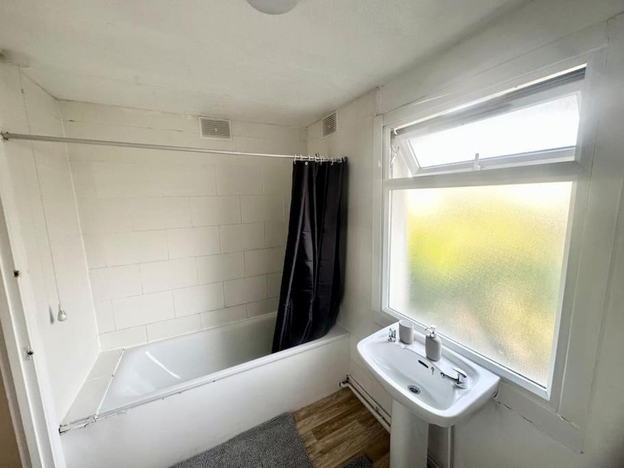 Cosy Two Bedroom Apartment,Se13 런던 외부 사진